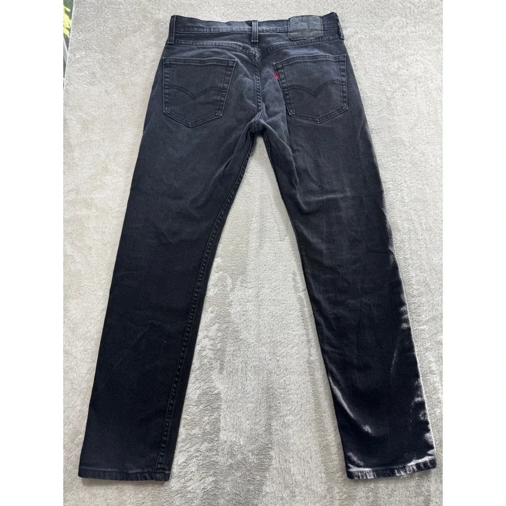 Levis levi mens